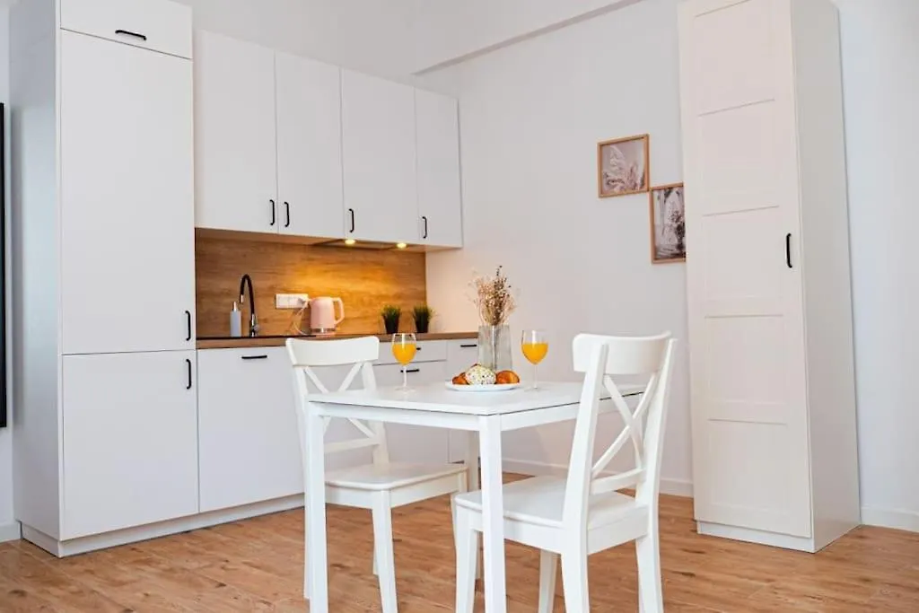 Apartment Komfortowy Apartament W Centrum Warsaw Poland